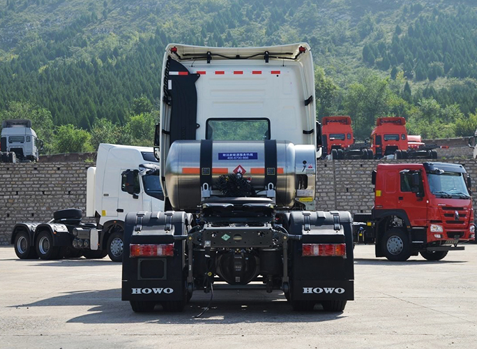 Sinotruk HOWO Heavy Truck tractor truck TH7 6×4 540HP