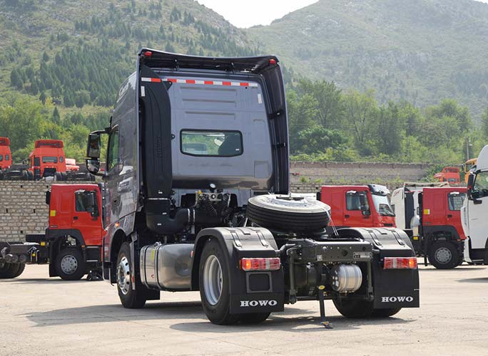 Sinotruk HOWO TH7 heavy-duty truck 4X2 automatic transmission tractor truck 480HP460HP